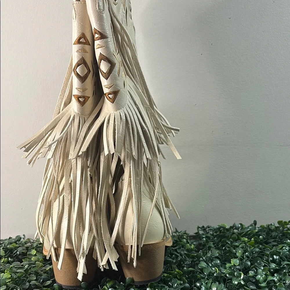 Fringe Western Boots - Cream - Picture 2 of 11